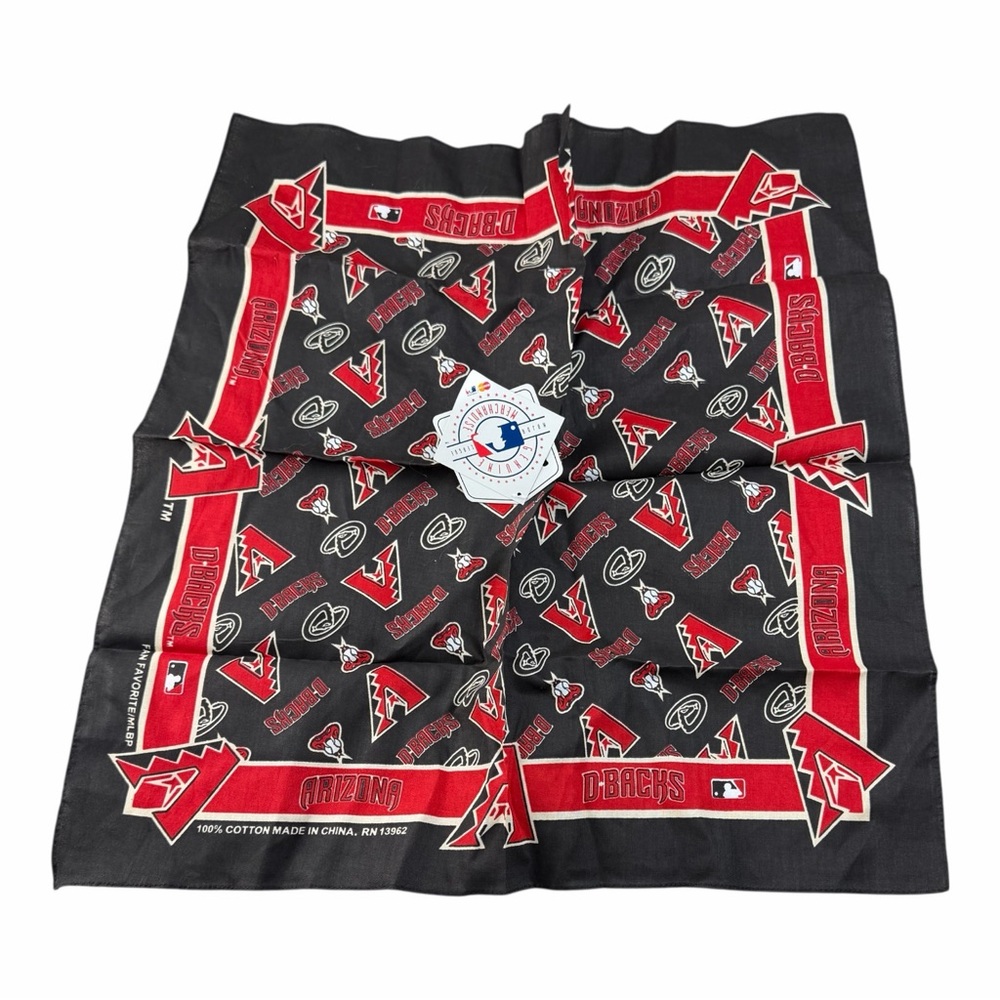 NWT Arizona Diamondbacks MLB Bandana Baseball New 21” x 21”